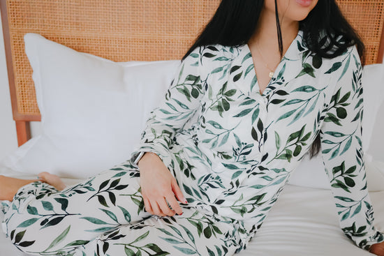 Women’s Classic Pajama Set in Oliver