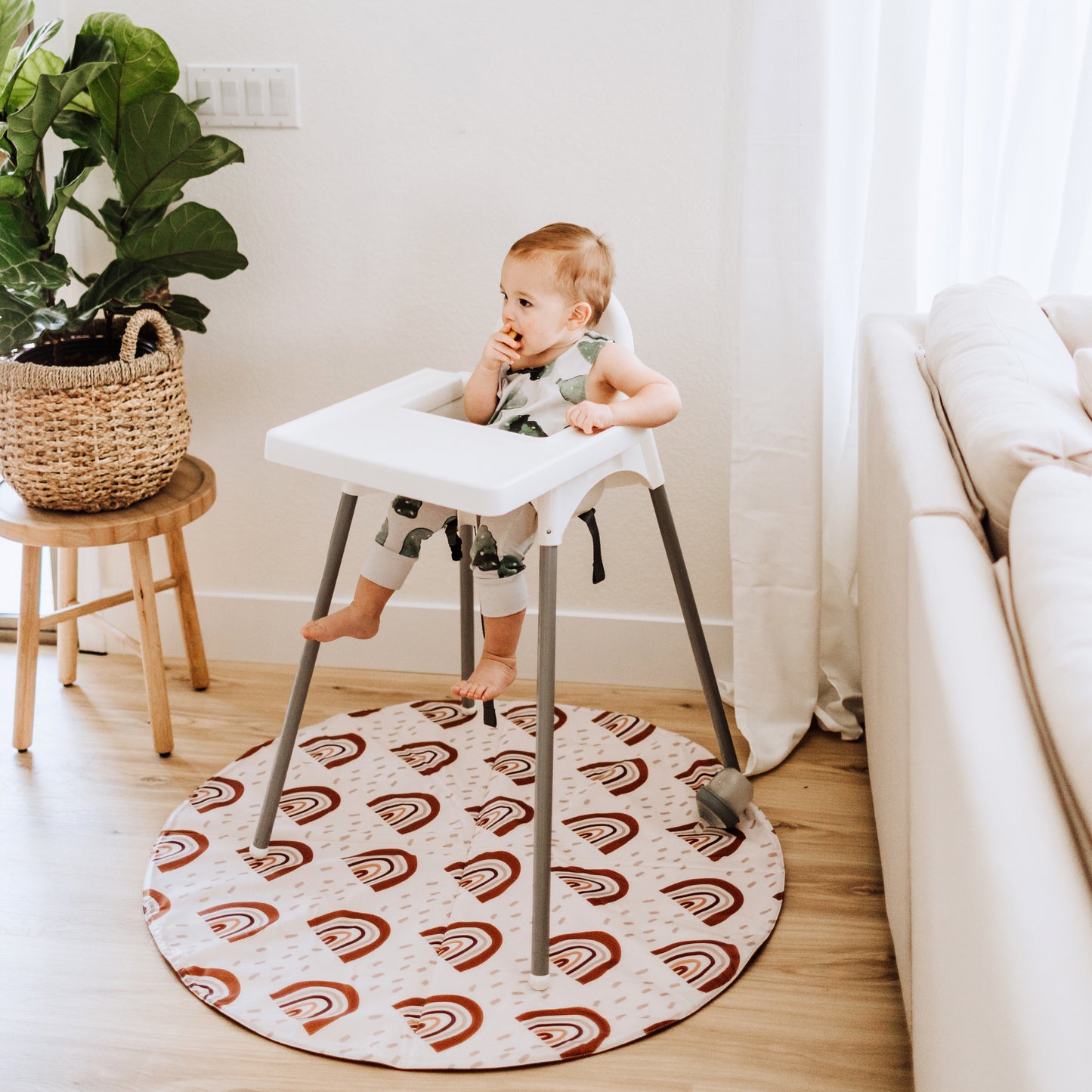 Load image into Gallery viewer, Round Cognac Reversible Playmat in Rainbow Confetti
