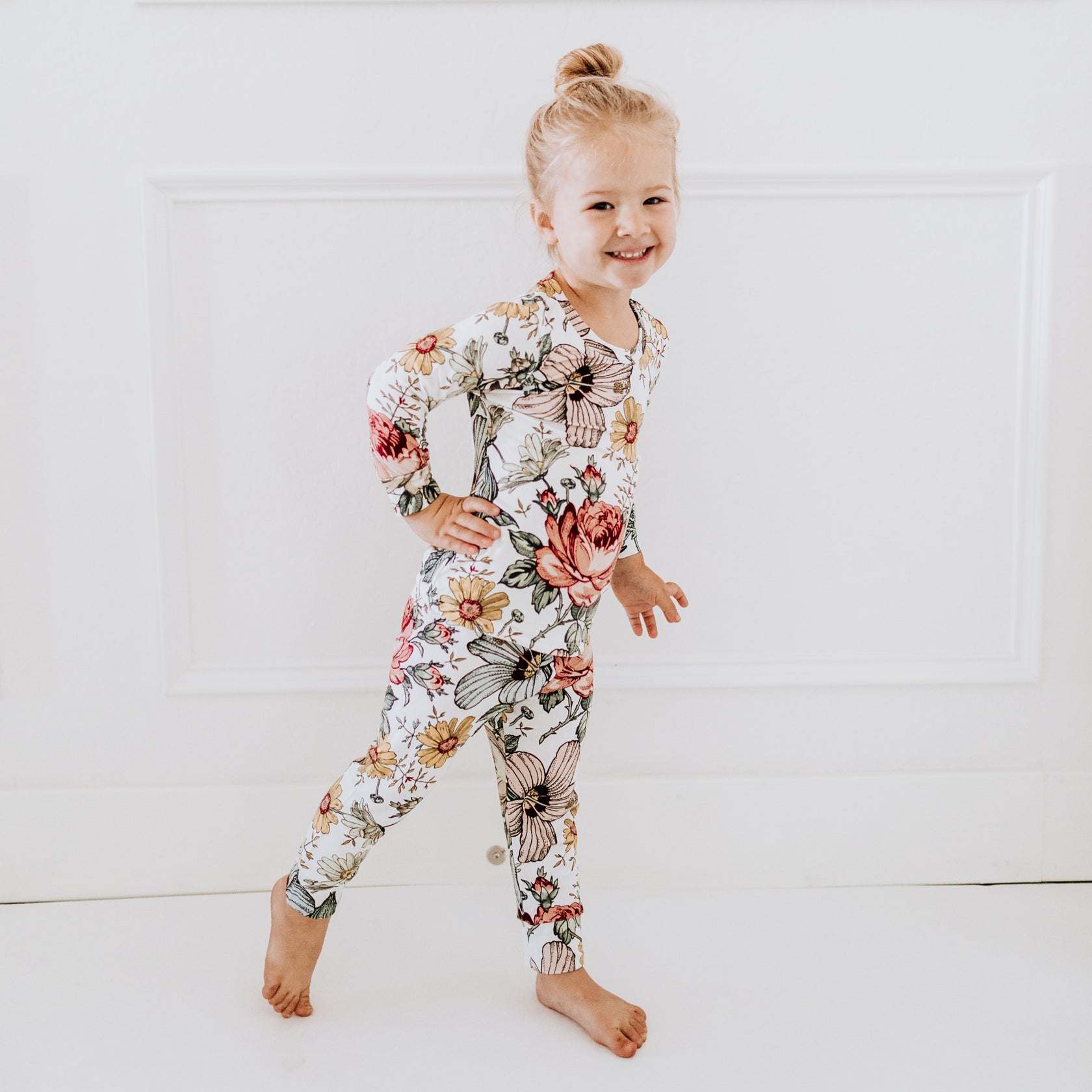 Girls World Lounge Set - Black (headband included)